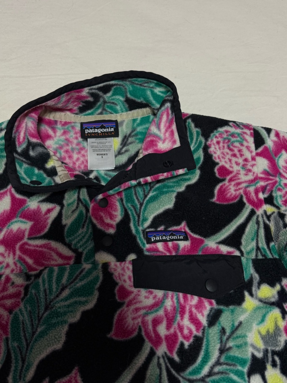 Patagonia Synchilla Hawaiian Floral Snap-T Lightweight Pullover Fleece Womens S - Picture 2 of 4